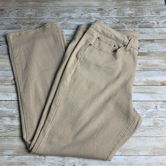 Time and Tru Denim - Time and Tru Jeggings tan Size 20 excellent condition